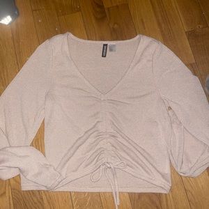 NWOT H&M cropped sweater